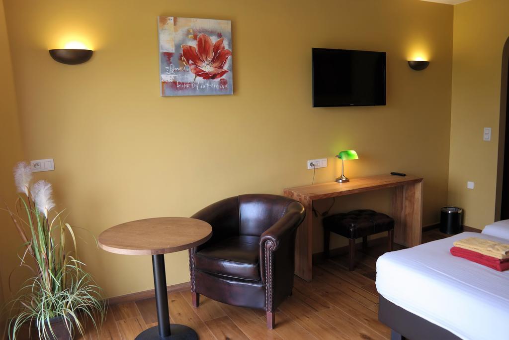Country Lodge Hotel Moriaanshoofd Oudenaarde Habitación foto